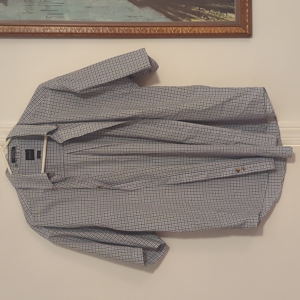 Aarow large Button down *Make an Offer*